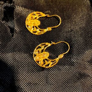 Guadalupe gold earrings